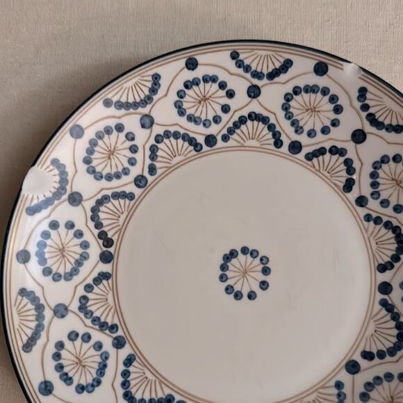 Vintage handpainted Thomas O’Brien porcelain blue gold patterned plates set of 4 - Picture 6 of 8